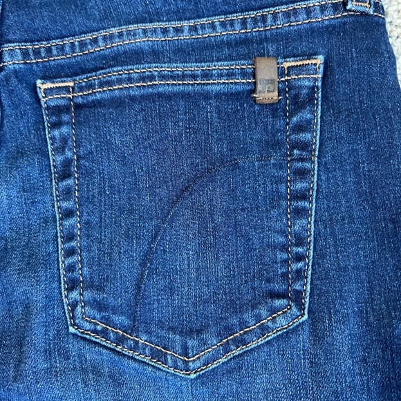 Joe's Medium Wash High Rise Skinny Jeans, Size 28 - Picture 8 of 8